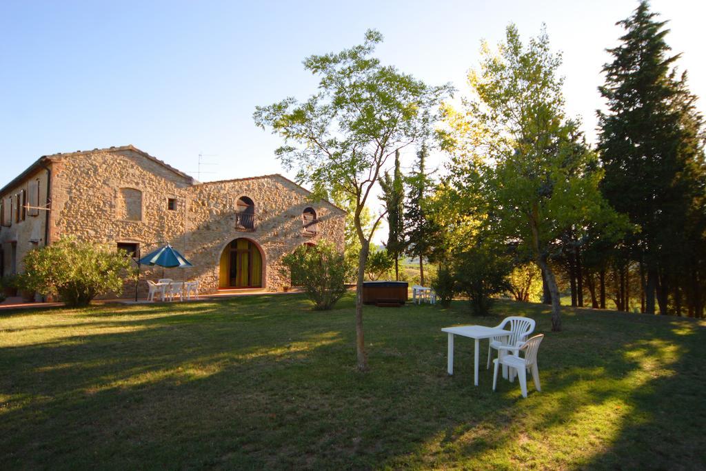 Вілла Agriturismo Le Volpaie Сан-Джиміньяно Екстер'єр фото
